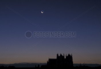 Mond erhöht in der Kirchenkathedrale von Nantes Brittany Frankreich