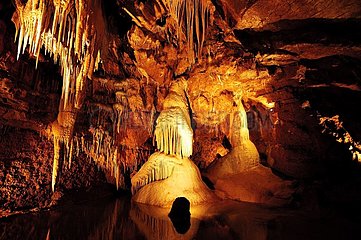 Lacave -Höhle im Los