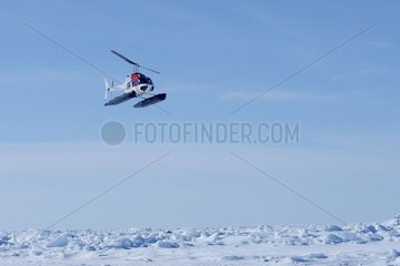 Hubschrauber  um nach Whitecoats Quebec Canada zu suchen