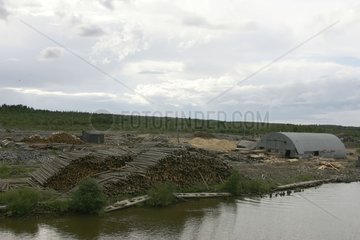Sawmill at the edge of the Kovja near Lake Onéga Russia