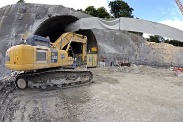 Eastern HST tunnel under construction Chavanne Doubs