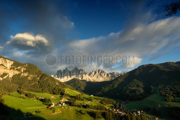 Sunset  Santa Maddalena  Funes Valley  Puez-Geissler Dolomites Nature Park  Italy