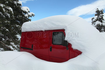 Van in the snow - Mont Ventoux France