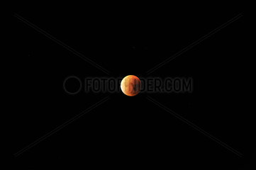 September 2015 lunar eclipse - Loire-Atlantique France