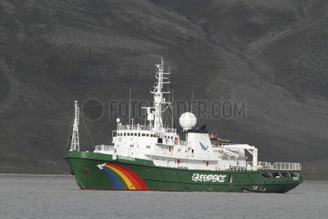 Greenpeace ship - Spitsbergen