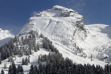 Massif des Aravis in winter - Alpes France