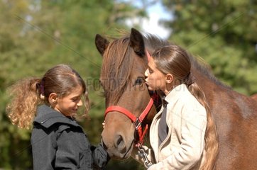 Collusion between riders and their Icelandic Pony - France