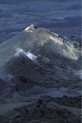 Randonneurs sur cratère du Piton de la Fournaise La Réunion