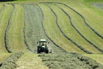 Mechanical work on second crop of hay Doubs France