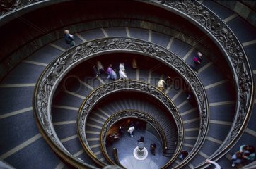 Le Vatican  l'escalier en spirale.