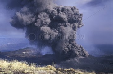 Eruption of ashes of the Etna volcano Italy