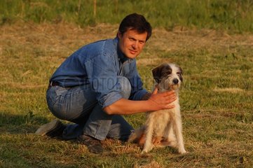 Homme avec son chien