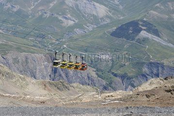 Cable of the Meije glaciers Alps France