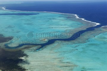 Poe fault in the western lagoon New Caledonia