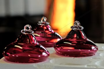 Christmas balls in a glass workshop UFO - Lorraine France