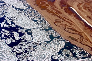 Collapse of ice-floe on the coast of Cornwallis Island