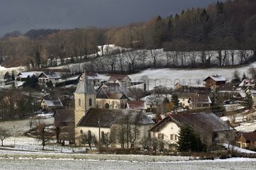 Village des Breseux sous la neige Haut-Doubs France