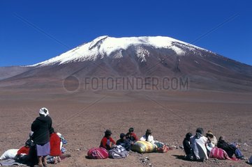 Group people vis-a-vis a mountain Region Atacama