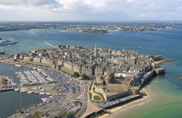Luftansicht des Stadtcorsair von Saint Malo Frankreich