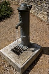 Stadt manuell Brunnen burgogne Frankreich