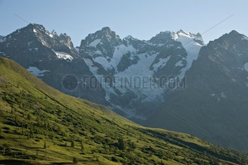 Col du Lautaret Massif des Ecrins im Sommer