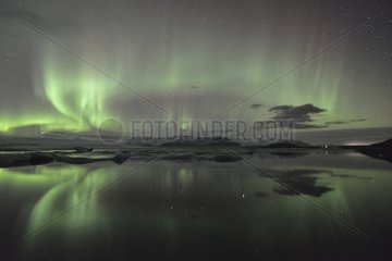 Aurora borealis on glacial lake Jokulsarlon - Iceland