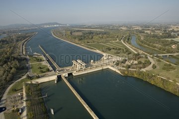 Hydro electric plant of Caderousse on the Rhône river