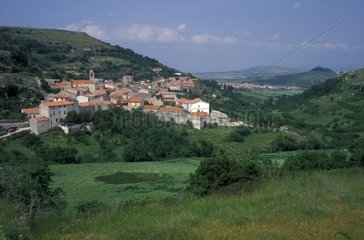 Landwirtschaftliches Dorf Borutta im Frühjahr Sardinien Italien