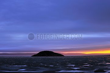 Sonnenuntergang auf Stanwell Fletcher Lake Somerset Island