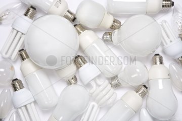 Low cunsumption light bulb France