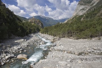Mountain Torrent in den französischen Alpen