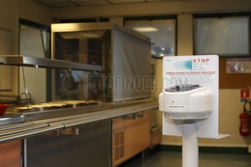 Automated teller machine for hydroalcoholic disinfectant gel