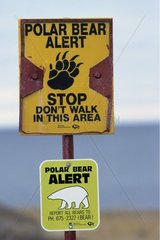 Panel indicating the risk due to the presence of polar bears