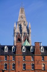 Dublin  église Saint Audoen et ancienne brasserie Guiness