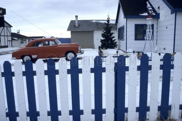 House and car in the town of Churchill Canada