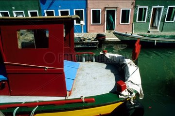 Buntes Boot von Burano Island vor Venedig Italien