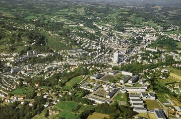 Vue aérienne de la ville de Tulle préfecture de la Corrèze