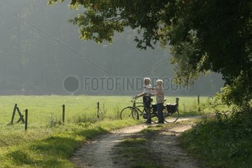 Fahrradpaar  die eine Niederlande innehatte