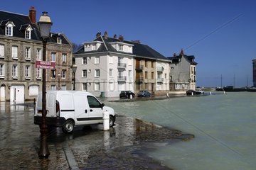 Port de Saint Valéry en Caux un jour de grande marée