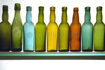 Flaschen mit Glasfarben Dublin Irland