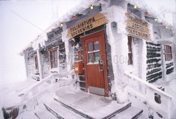 Laponie  poste à Mont Kaunisjaa  en plein hiver
