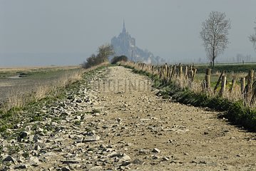Dike near Mont-Saint-Michel