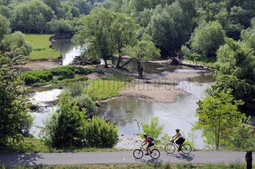 Cycling in the lower valley of the Allan Doubs France