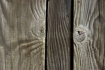 Detail einer französischen Holzoberfläche