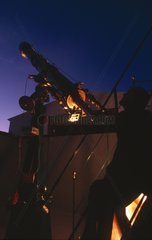 Beobachtung mit dem Teleskop des restaurierten Vater Jossets