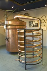 Large Still coppers some with cooling coil Lubéron France