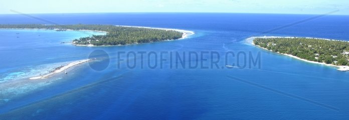 Tiputa Pass Rangiroa Atoll French Polynesia