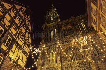 Christmas lights to the foot of the Cathedral of Strasbourg