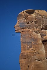 Block of stone in the shape of head of Egyptian god Utah