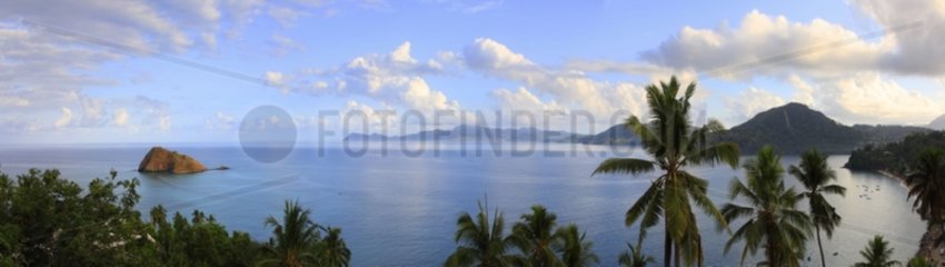 Sada Bay an der Westküste von Mayotte